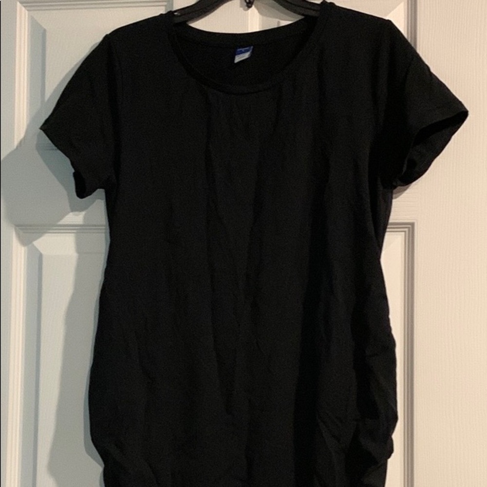 Old Navy short sleeve maternity dress
